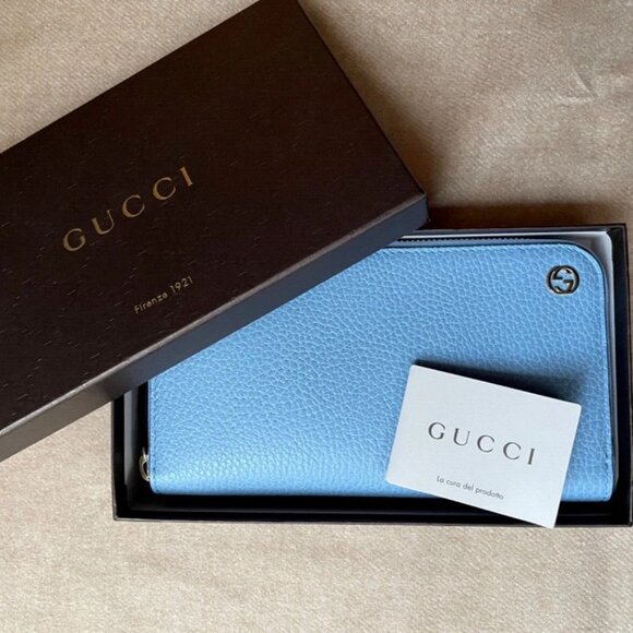 Brand NEW Authentic GUCCI Leather zipper wallet- light blue - Picture 1 of 14
